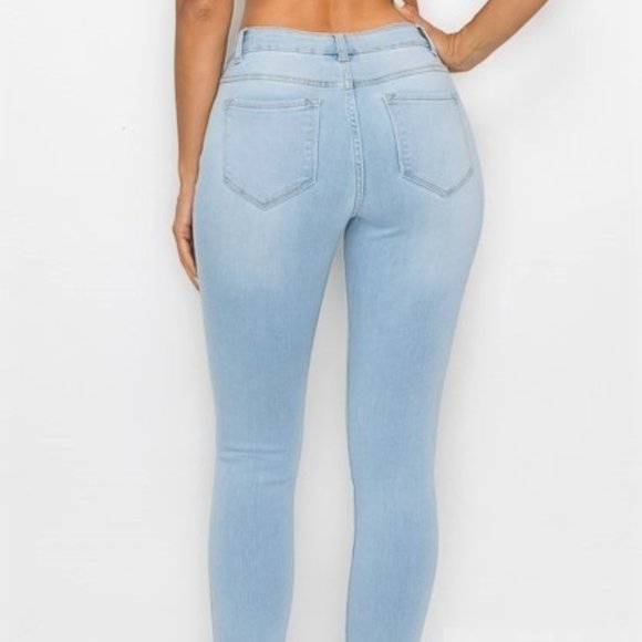 Light Wash High Rise Jeans - Picture 3 of 5